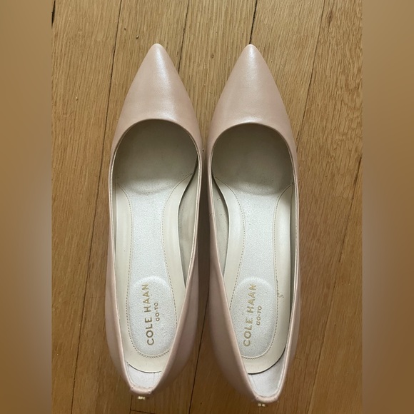 Leather pumps - Picture 2 of 8